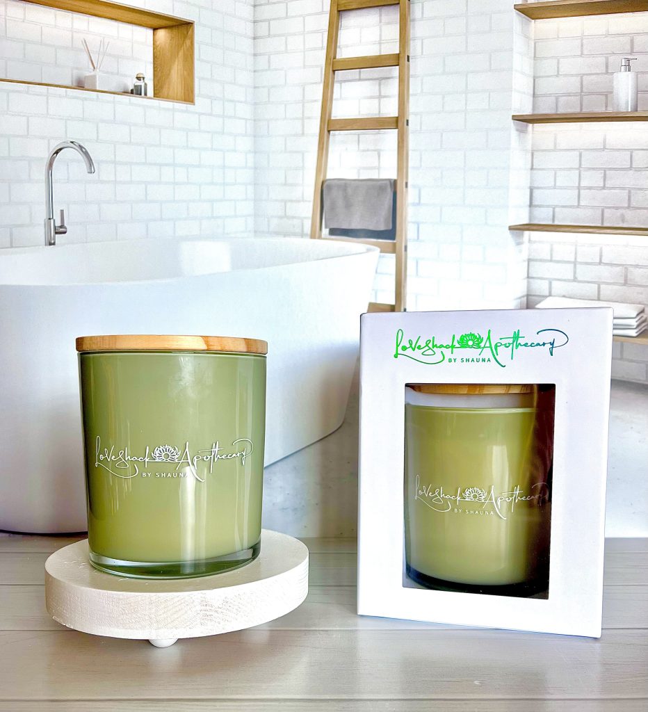 Luxury Hand-Poured Soy Candle | 7 Scent Options